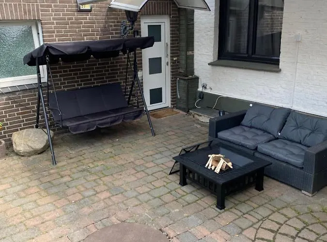 Wohnen Direkt An Der Rheinpromenade Mit Whirlpool Und Sauna Gotterswickerhamm